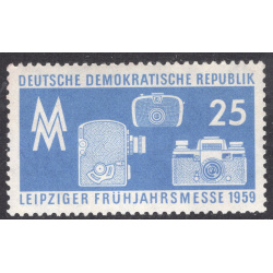 GERMAN DEMOCRATIC REPUBLIC SCOTT 425