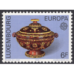 LUXEMBOURG SCOTT 585